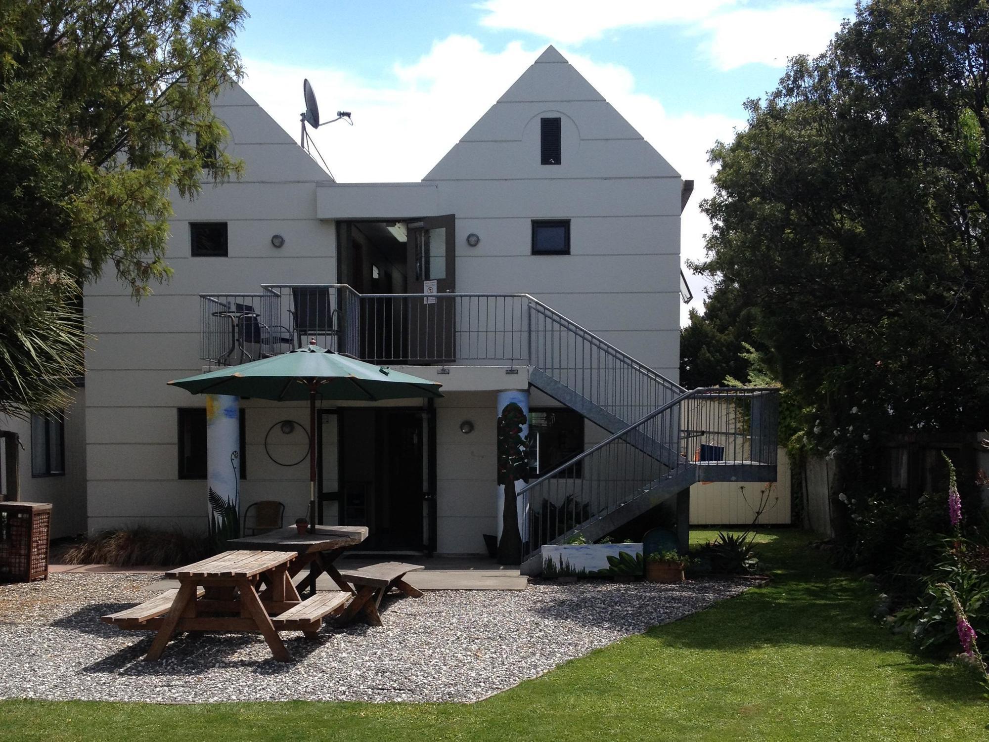 Hostel Around The World Backpackers Christchurch Zewnętrze zdjęcie