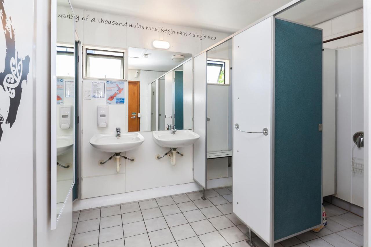 Hostel Around The World Backpackers Christchurch Zewnętrze zdjęcie