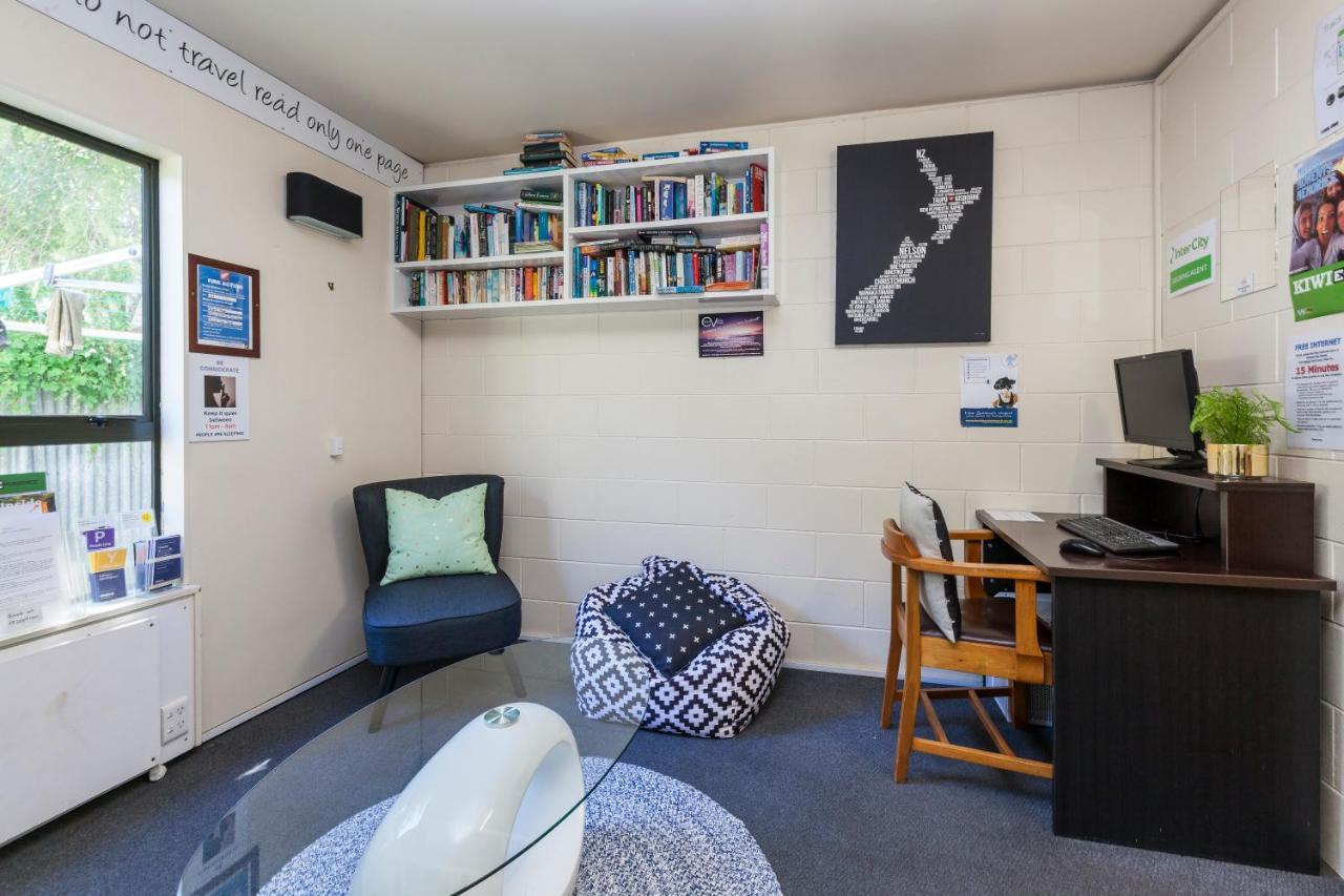 Hostel Around The World Backpackers Christchurch Zewnętrze zdjęcie