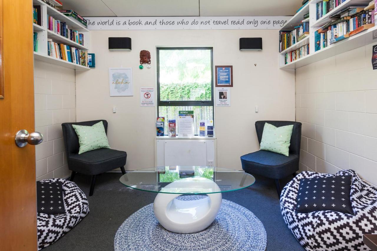 Hostel Around The World Backpackers Christchurch Zewnętrze zdjęcie